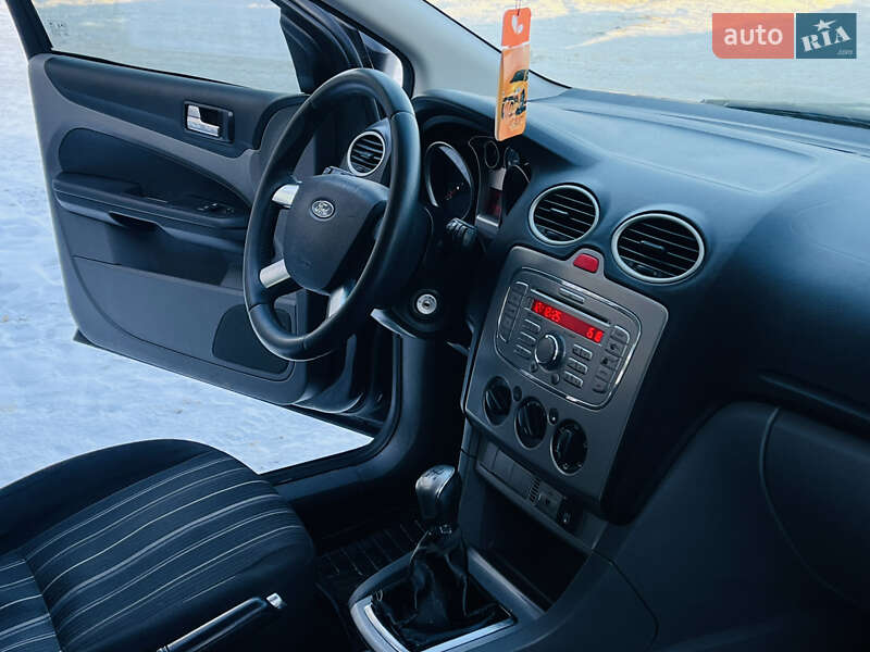 Хэтчбек Ford Focus 2008 в Харькове
