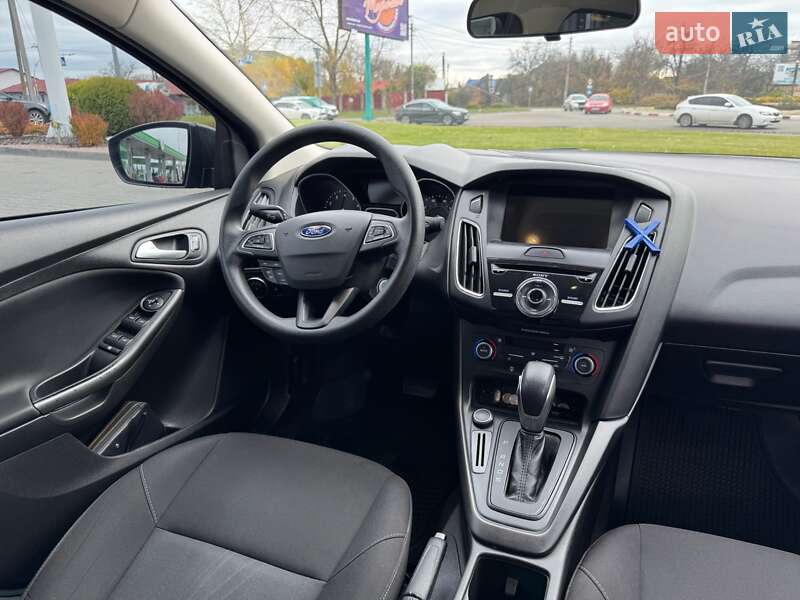 Седан Ford Focus 2017 в Киеве фото 10 Седан Ford Focus 2017 в Киеве