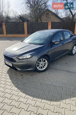 Седан Ford Focus 2015 в Вишневом