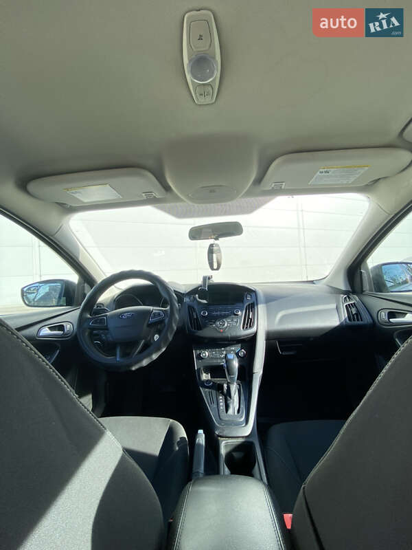 Седан Ford Focus 2015 в Вишневому