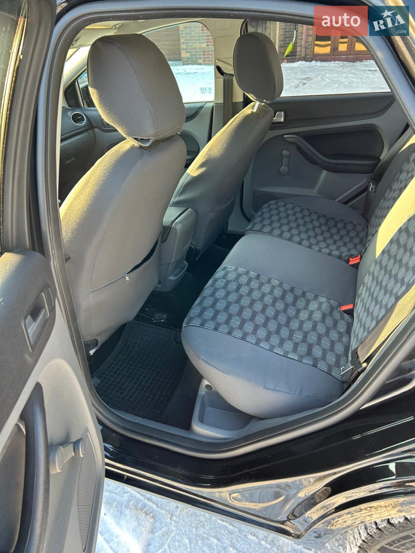 2011 Ford Focus - мініатюра 19
