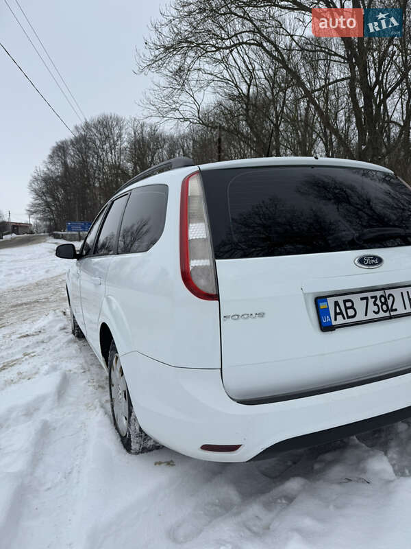 Універсал Ford Focus 2010 в Тростянці фото 5 Універсал Ford Focus 2010 в Тростянці