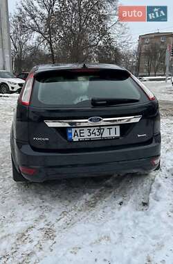 Хэтчбек Ford Focus 2010 в Днепре