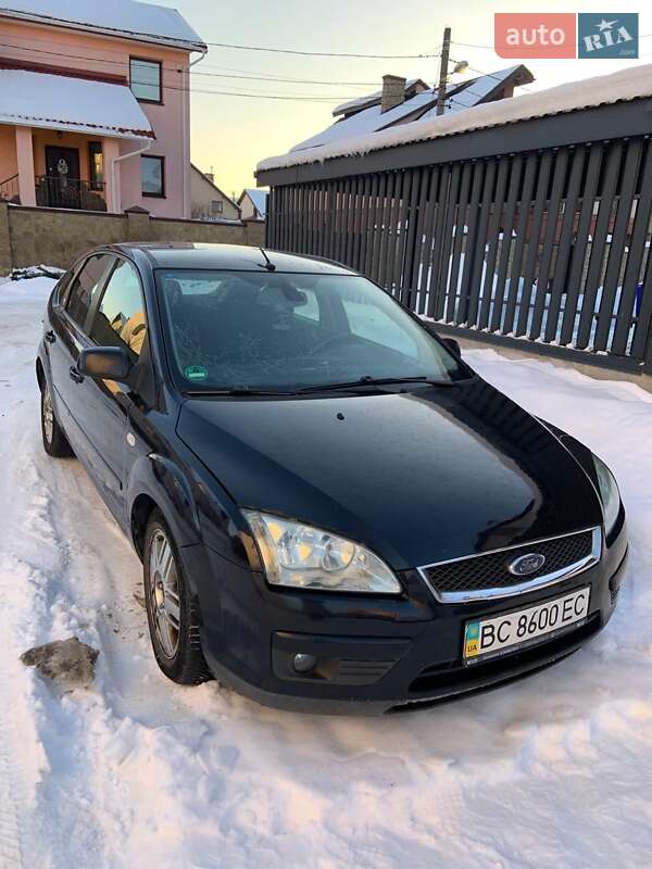 Хетчбек Ford Focus 2005 в Винниках фото Хетчбек Ford Focus 2005 в Винниках
