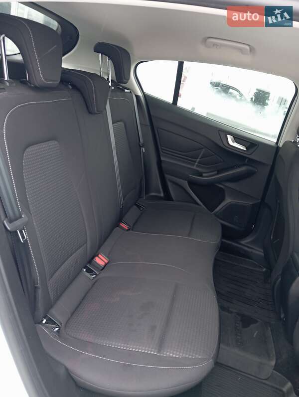 Хэтчбек Ford Focus 2020 в Киеве фото 24 Хэтчбек Ford Focus 2020 в Киеве