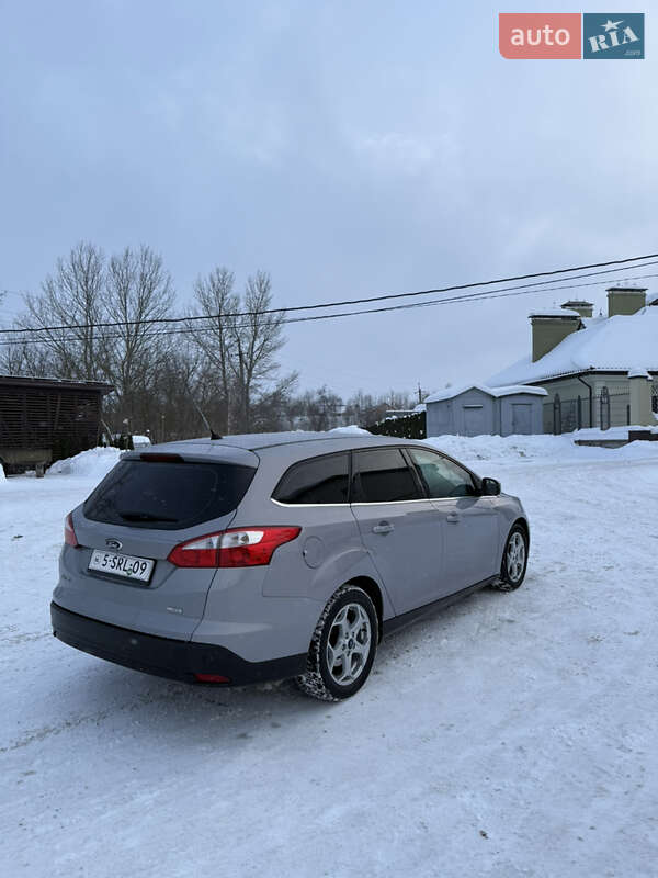 Універсал Ford Focus 2013 в Львові фото 23 Універсал Ford Focus 2013 в Львові