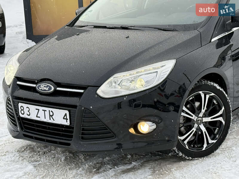 Хетчбек Ford Focus 2013 в Стрию