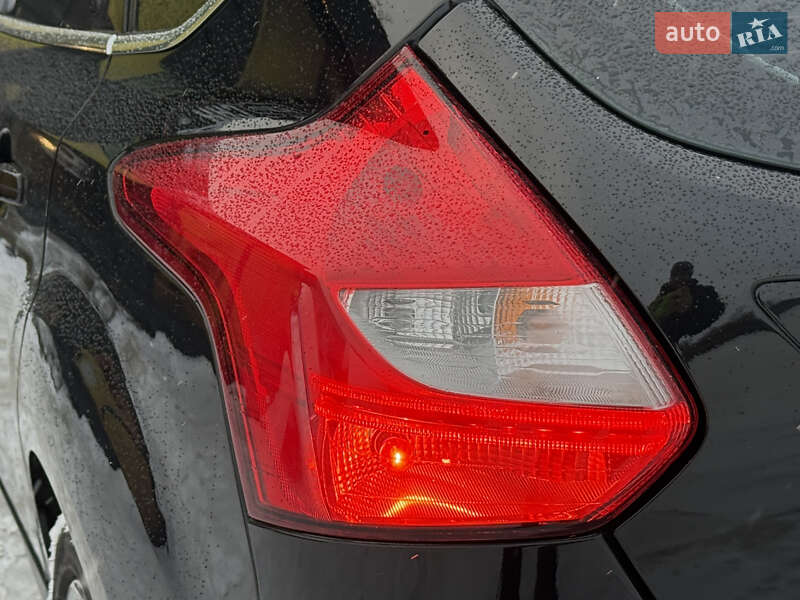 Хетчбек Ford Focus 2013 в Стрию