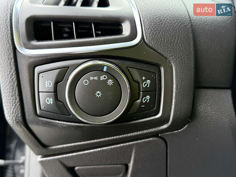 Хетчбек Ford Focus 2013 в Стрию