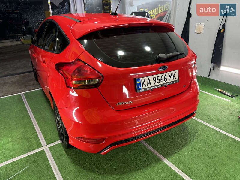 Хэтчбек Ford Focus 2016 в Киеве фото 6 Хэтчбек Ford Focus 2016 в Киеве