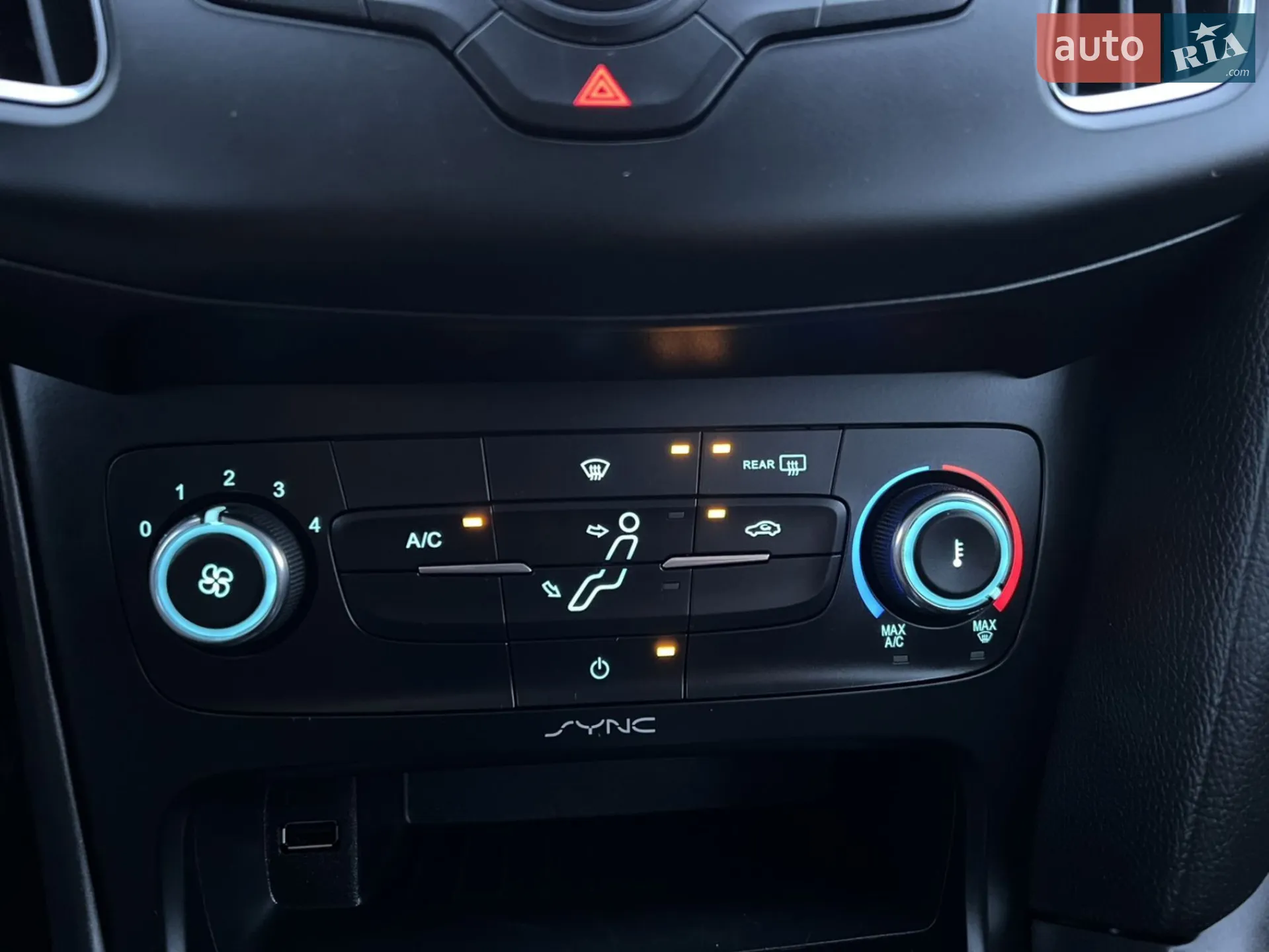 2017 Ford Focus - мініатюра 19