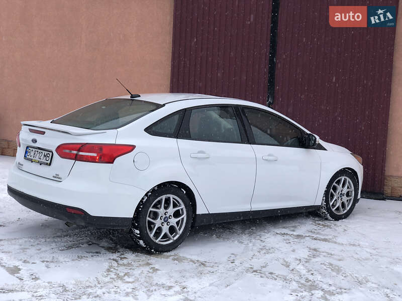 Хетчбек Ford Focus 2015 в Львові