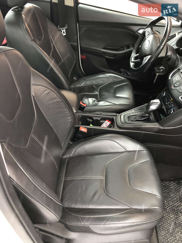 Хетчбек Ford Focus 2015 в Львові