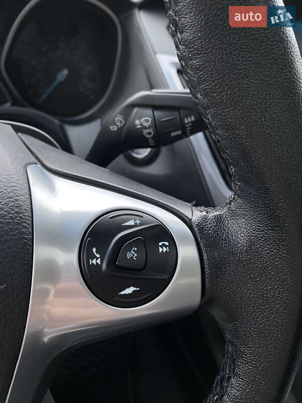 Седан Ford Focus 2014 в Кропивницком