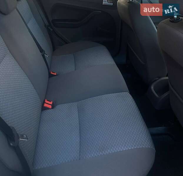 Хетчбек Ford Focus 2007 в Львові фото 10 Хетчбек Ford Focus 2007 в Львові