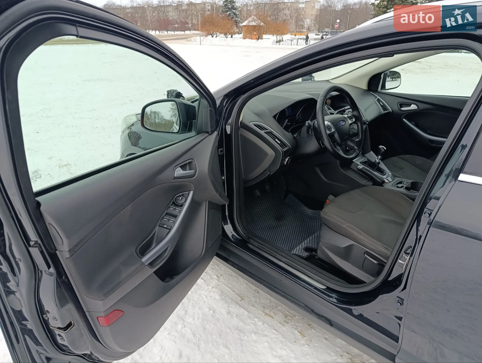 2012 Ford Focus - мініатюра 12