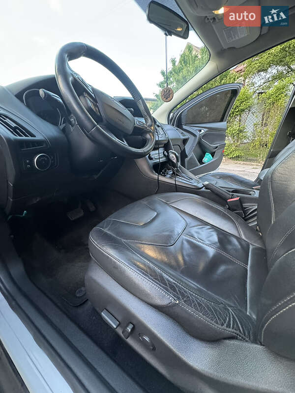 Хетчбек Ford Focus 2016 в Львові фото 11 Хетчбек Ford Focus 2016 в Львові