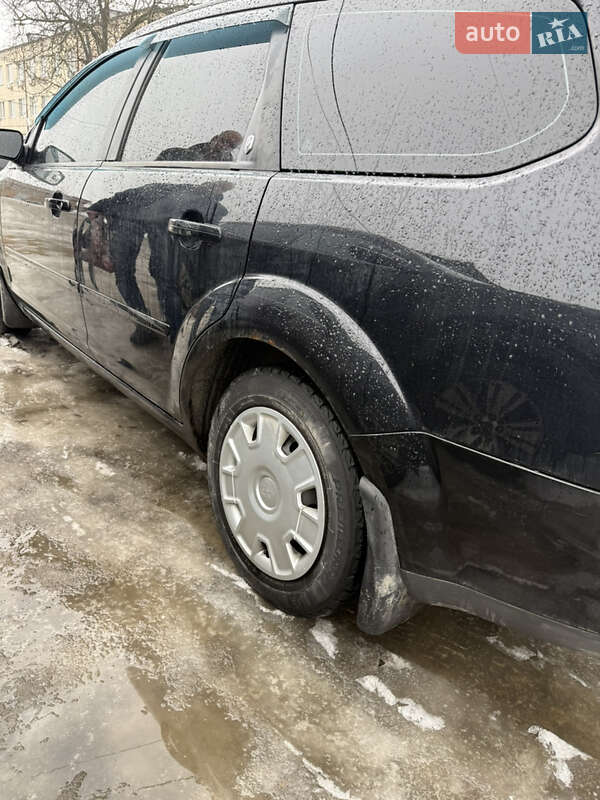 Універсал Ford Focus 2006 в Миронівці