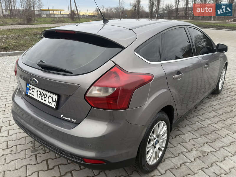 Хетчбек Ford Focus 2011 в Врадіївці фото 4 Хетчбек Ford Focus 2011 в Врадіївці