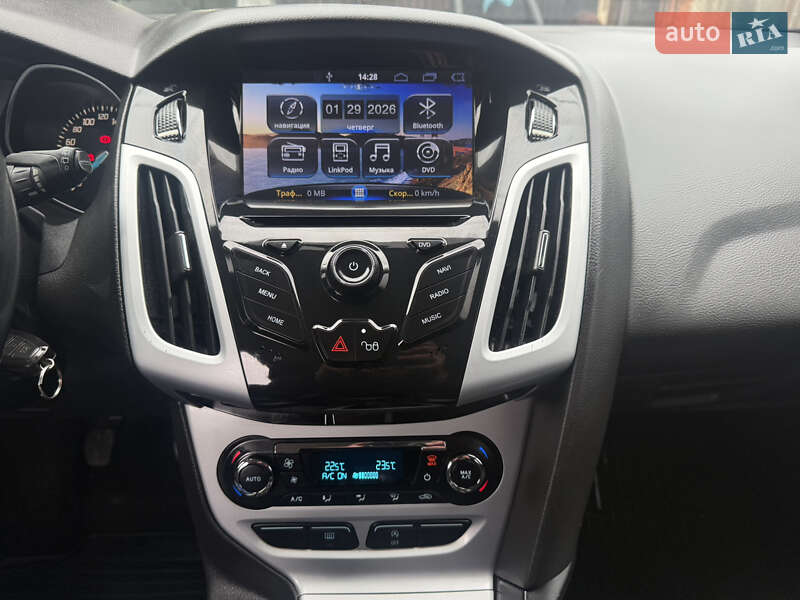 Хэтчбек Ford Focus 2013 в Виноградове фото 11 Хэтчбек Ford Focus 2013 в Виноградове