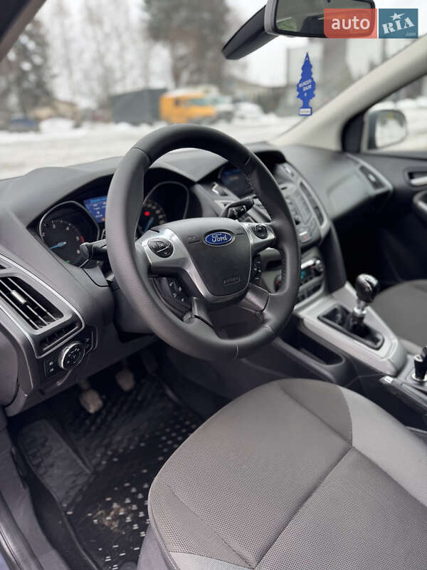 Універсал Ford Focus 2012 в Старокостянтинові