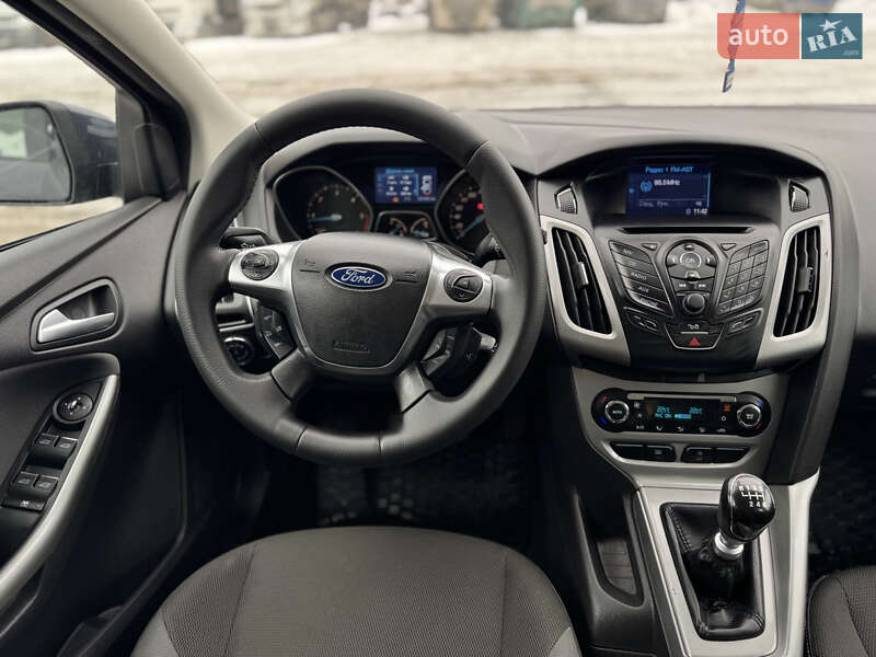 Універсал Ford Focus 2012 в Старокостянтинові
