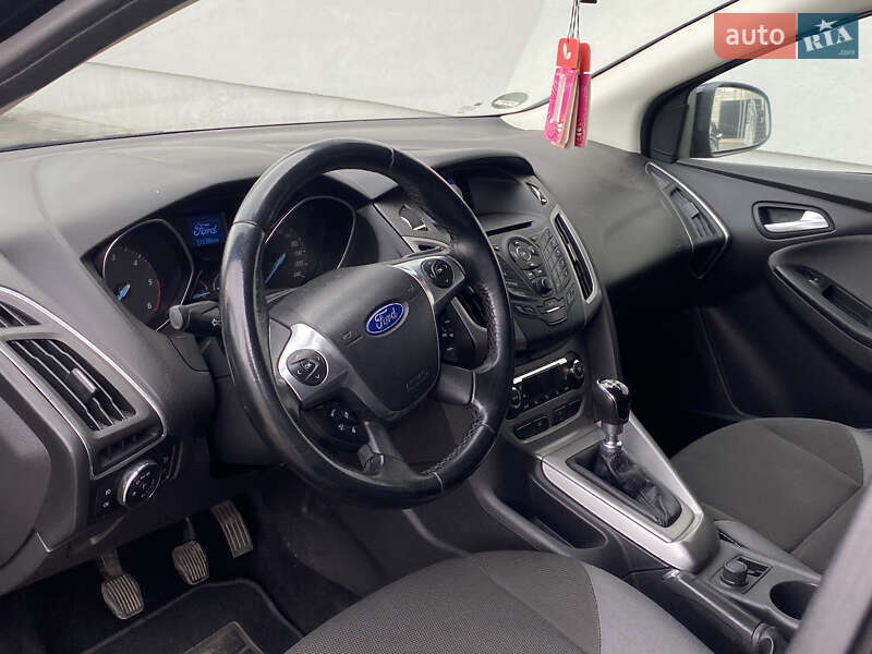 Універсал Ford Focus 2013 в Вознесенську