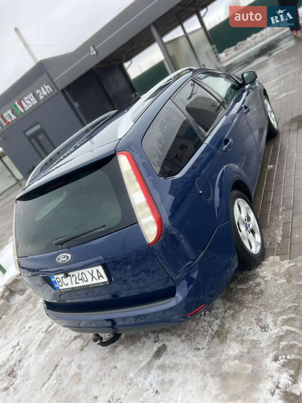 Универсал Ford Focus 2010 в Львове