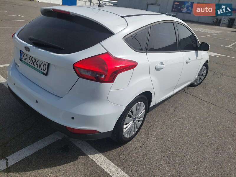 Хэтчбек Ford Focus 2017 в Киеве