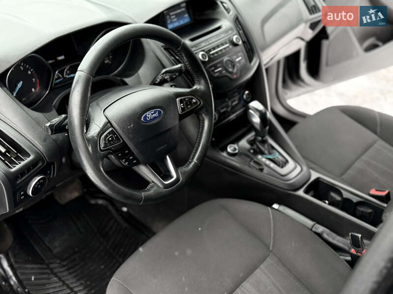 Хэтчбек Ford Focus 2016 в Полтаве