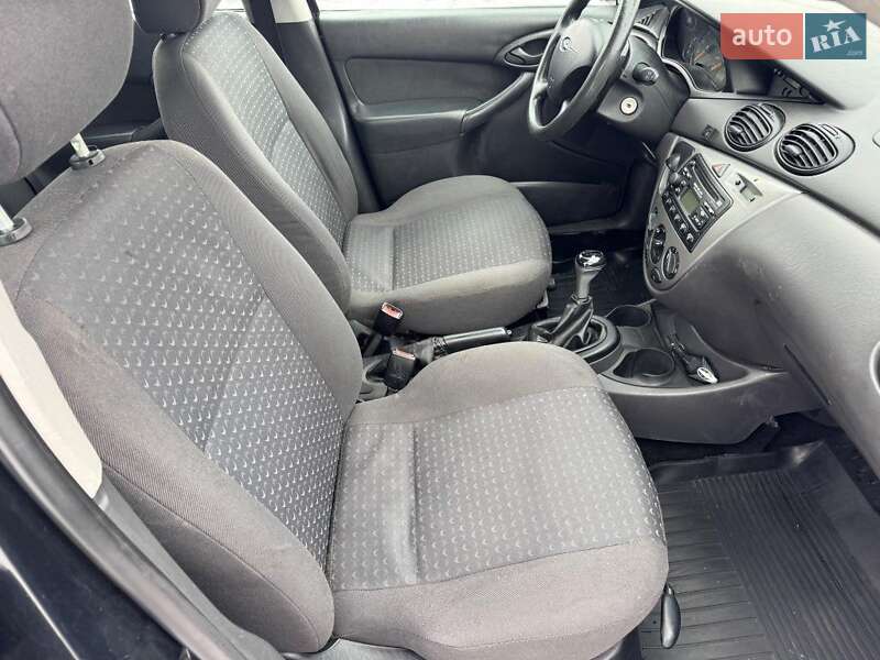 Хэтчбек Ford Focus 2004 в Черновцах фото 41 Хэтчбек Ford Focus 2004 в Черновцах