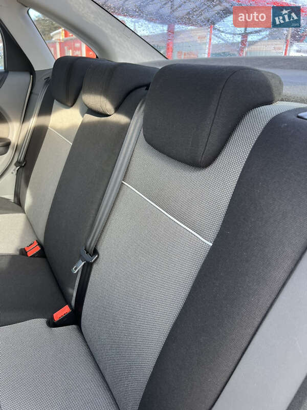 Седан Ford Focus 2011 в Виннице