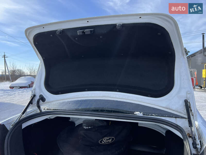 Седан Ford Focus 2011 в Виннице