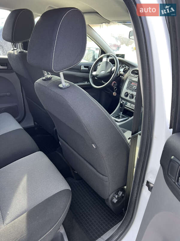 Седан Ford Focus 2011 в Виннице