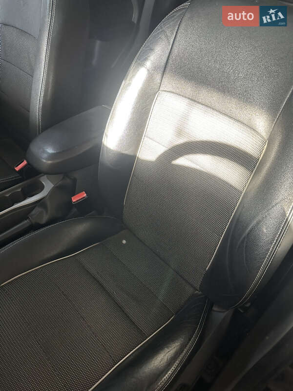 Универсал Ford Focus 2009 в Почаеве