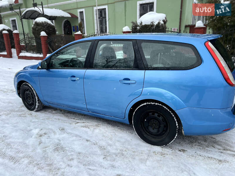 Універсал Ford Focus 2009 в Самборі