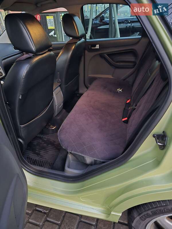 Хэтчбек Ford Focus 2007 в Одессе