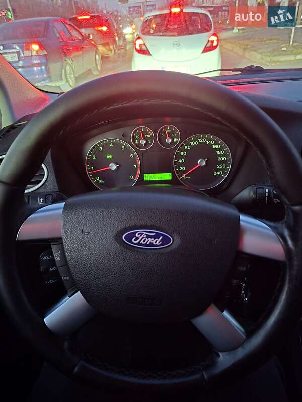 Хэтчбек Ford Focus 2007 в Одессе