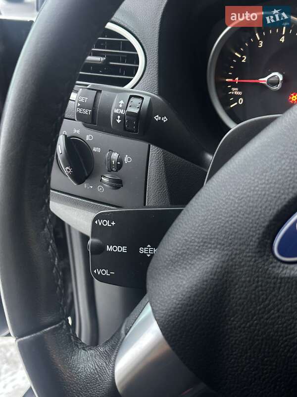 Универсал Ford Focus 2011 в Любешове