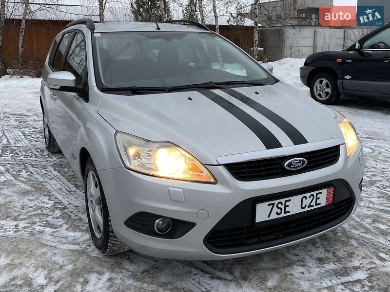 Універсал Ford Focus 2008 в Рівному фото Універсал Ford Focus 2008 в Рівному