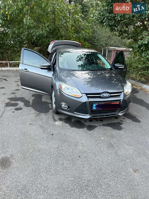 Седан Ford Focus 2014 в Кривому Розі
