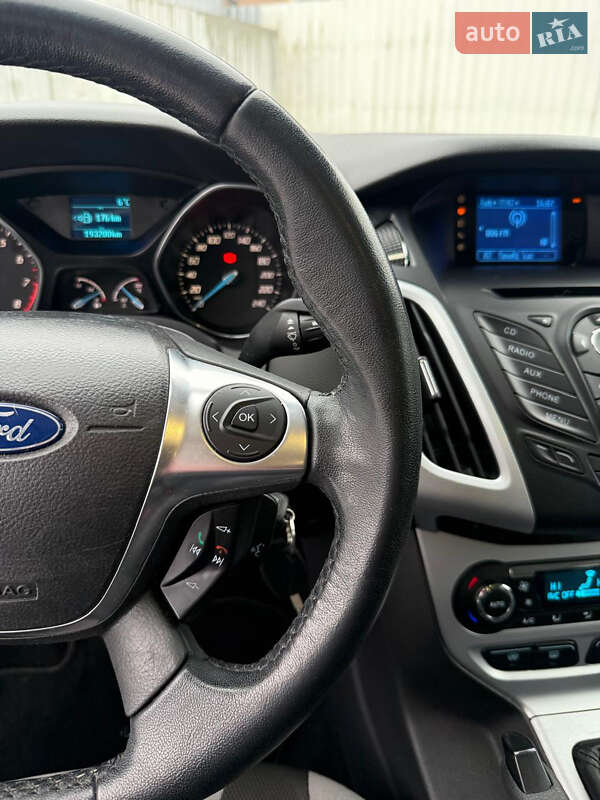 Хэтчбек Ford Focus 2011 в Луцке