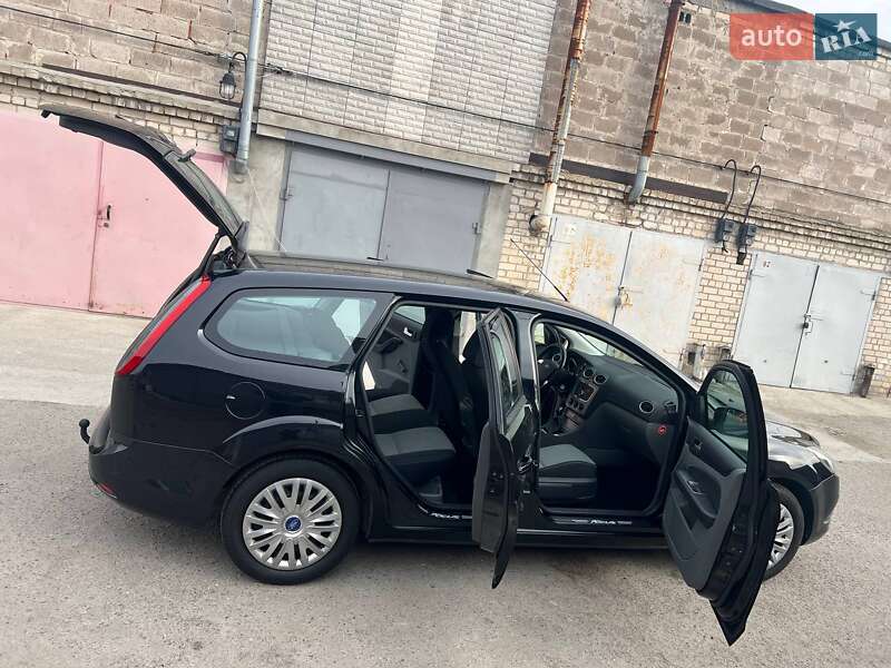 Універсал Ford Focus 2010 в Дніпрі фото 10 Універсал Ford Focus 2010 в Дніпрі