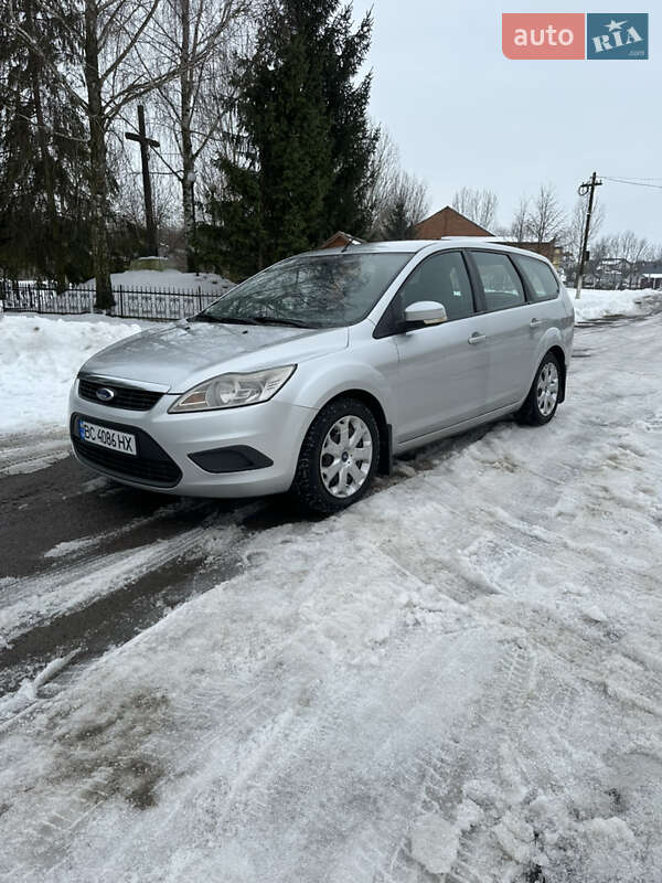 Универсал Ford Focus 2009 в Городке