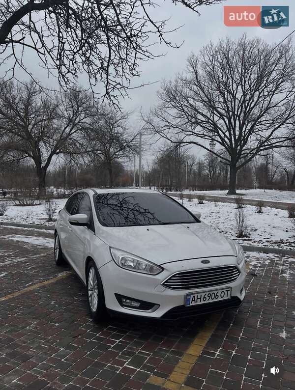Хэтчбек Ford Focus 2015 в Кропивницком