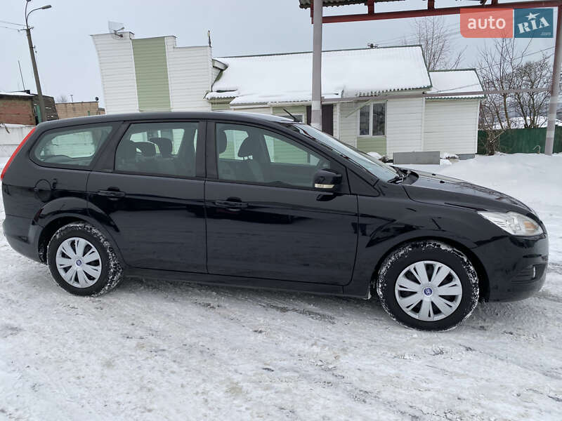 Универсал Ford Focus 2010 в Ровно