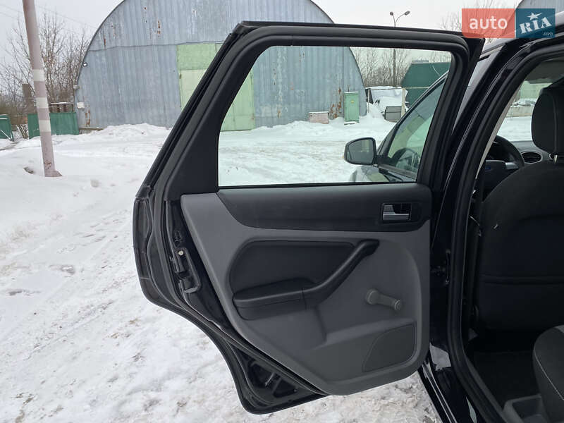 Универсал Ford Focus 2010 в Ровно