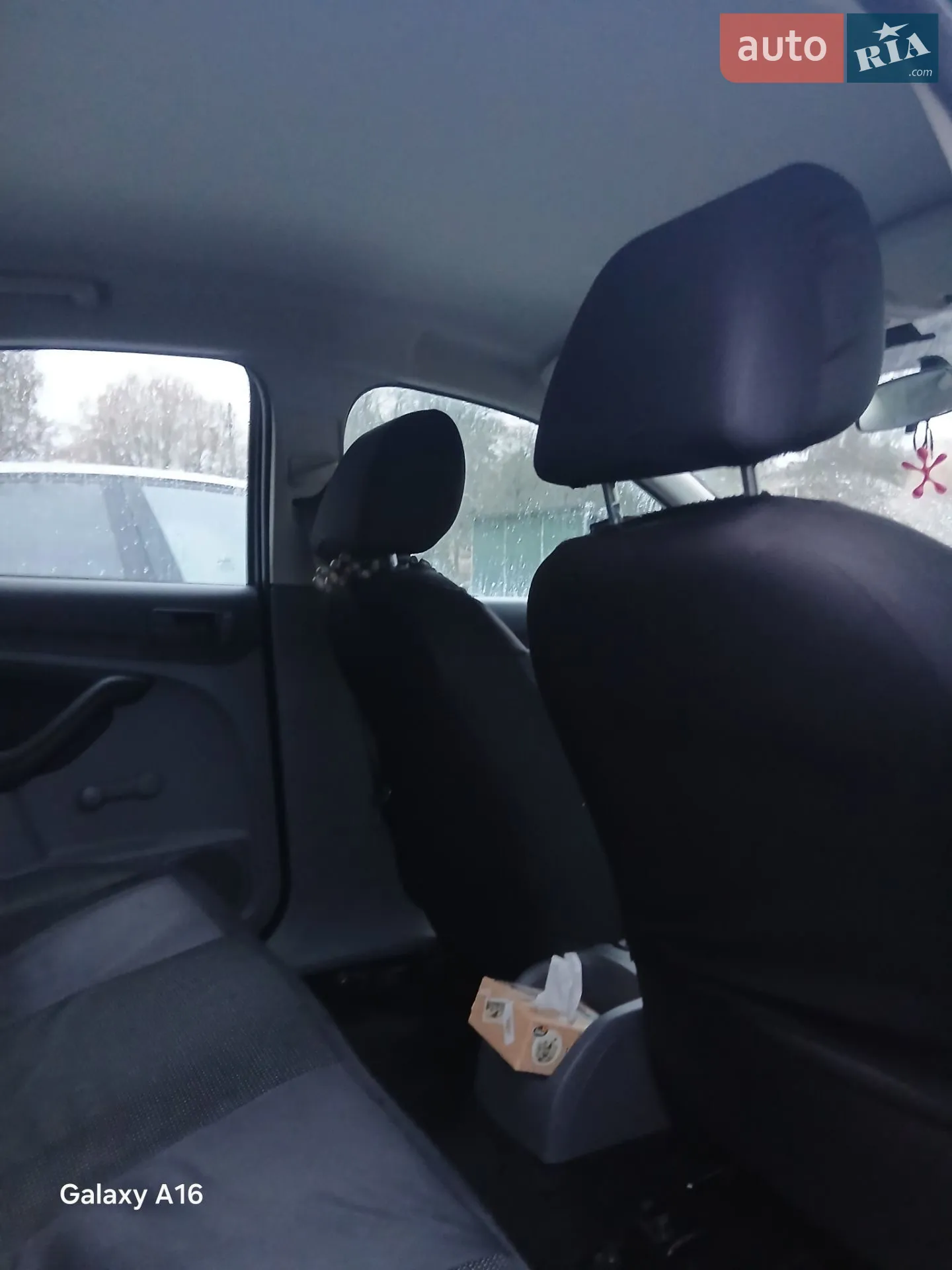2011 Ford Focus - мініатюра 8