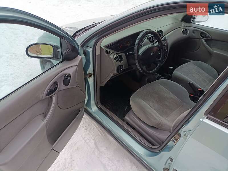 Седан Ford Focus 2000 в Житомире
