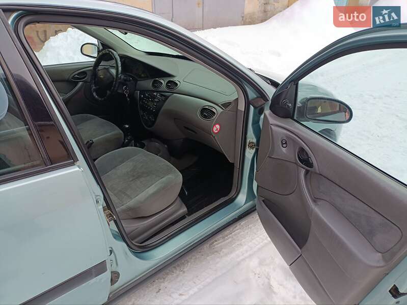Седан Ford Focus 2000 в Житомире